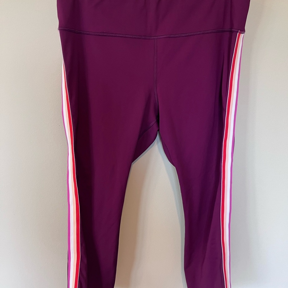 Athleta Purple and Pink Leggings with Striped Sides cropped (21.5”)